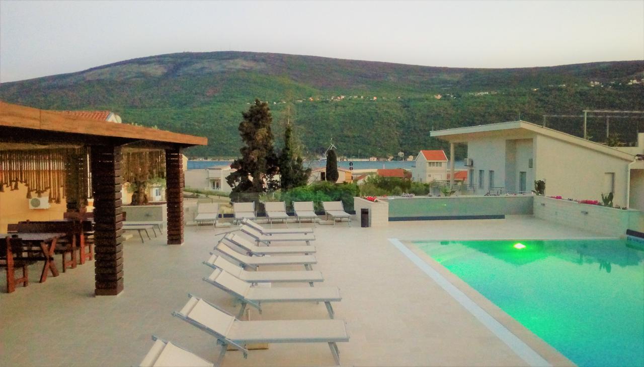 Apartment Sun Village Goran Herceg Novi Bagian luar foto