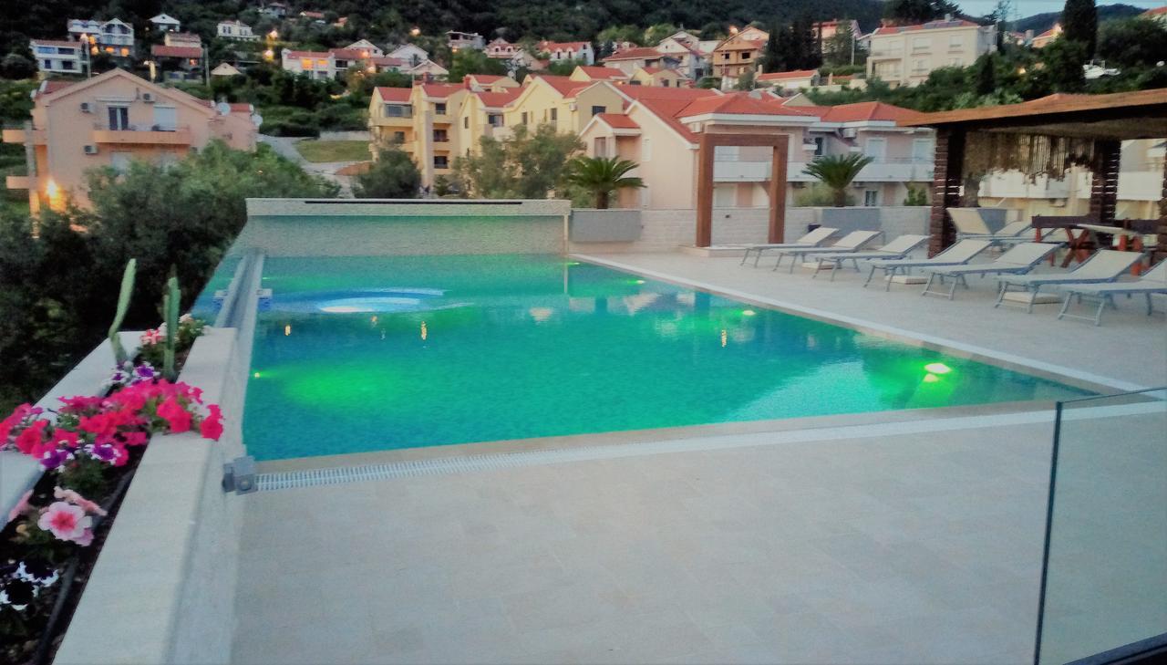 Apartment Sun Village Goran Herceg Novi Bagian luar foto