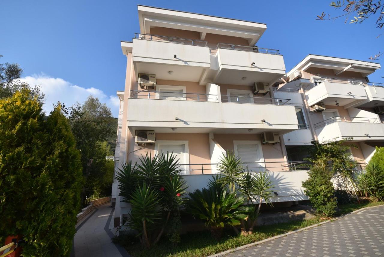 Apartment Sun Village Goran Herceg Novi Bagian luar foto